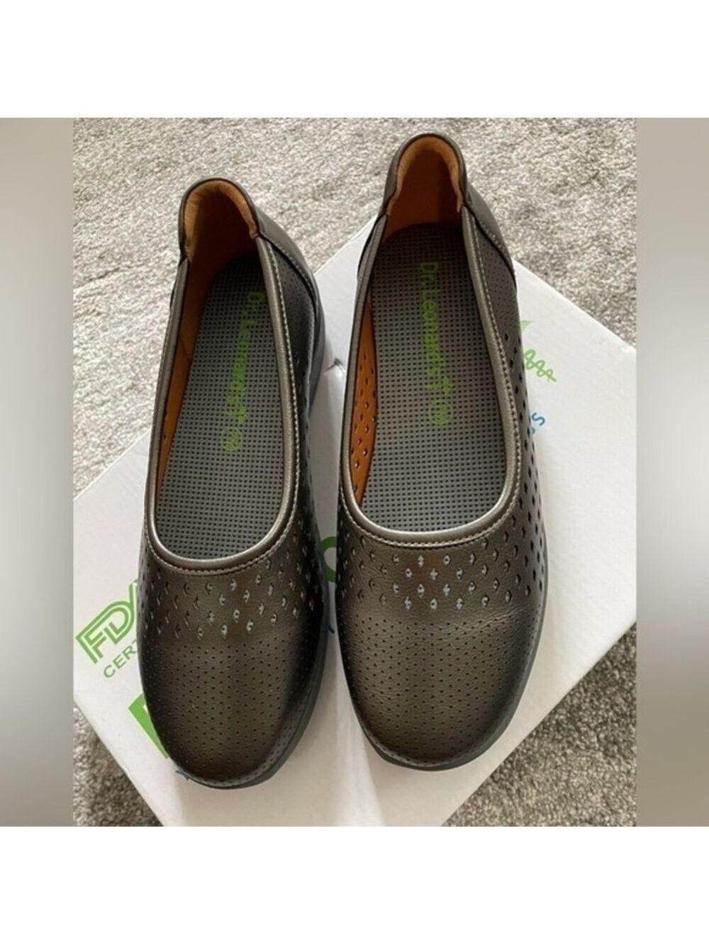 Dr. Comfort Black Leather Slip On Shoes Women's Size 7 Comfort Walking Nursing